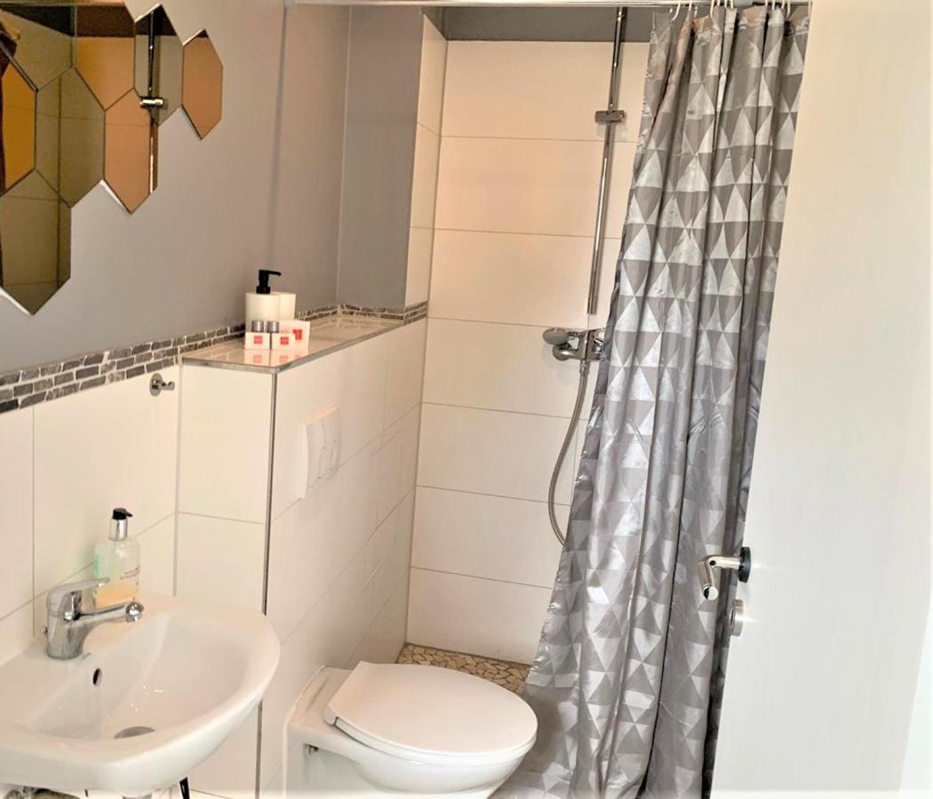 Apartment Voll Moebeliert Mit Balkon بريمين المظهر الخارجي الصورة