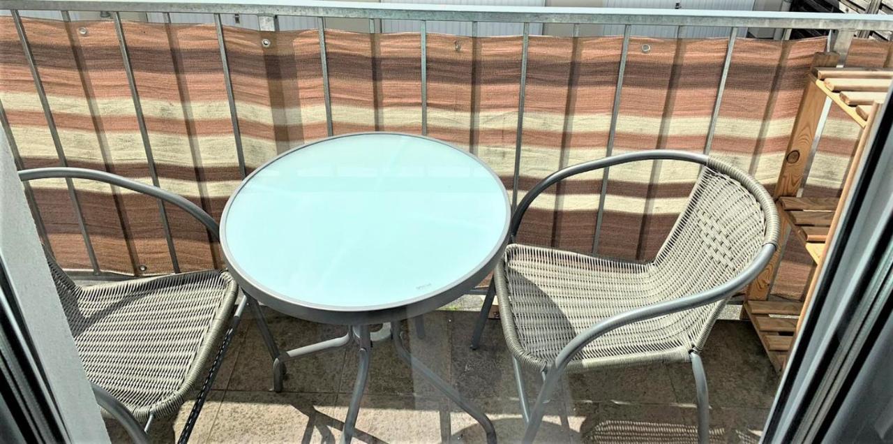 Apartment Voll Moebeliert Mit Balkon بريمين المظهر الخارجي الصورة